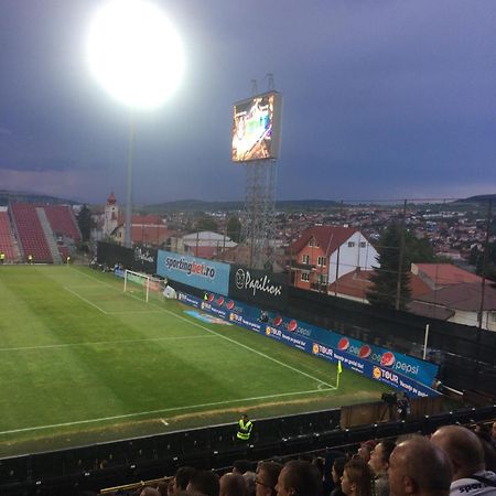 Hostel Casa Roz Kluż-Napoka Zewnętrze zdjęcie