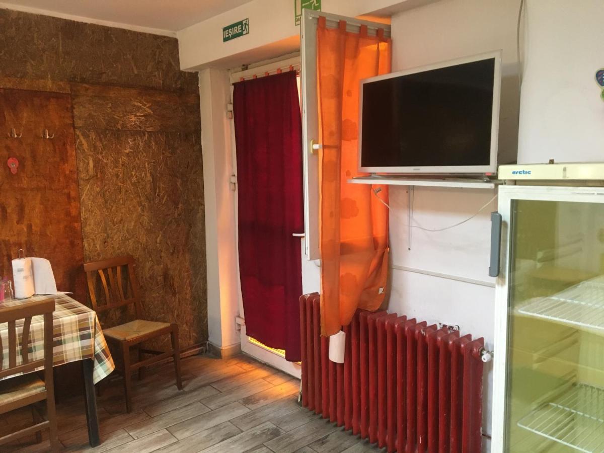 Hostel Casa Roz Kluż-Napoka Zewnętrze zdjęcie