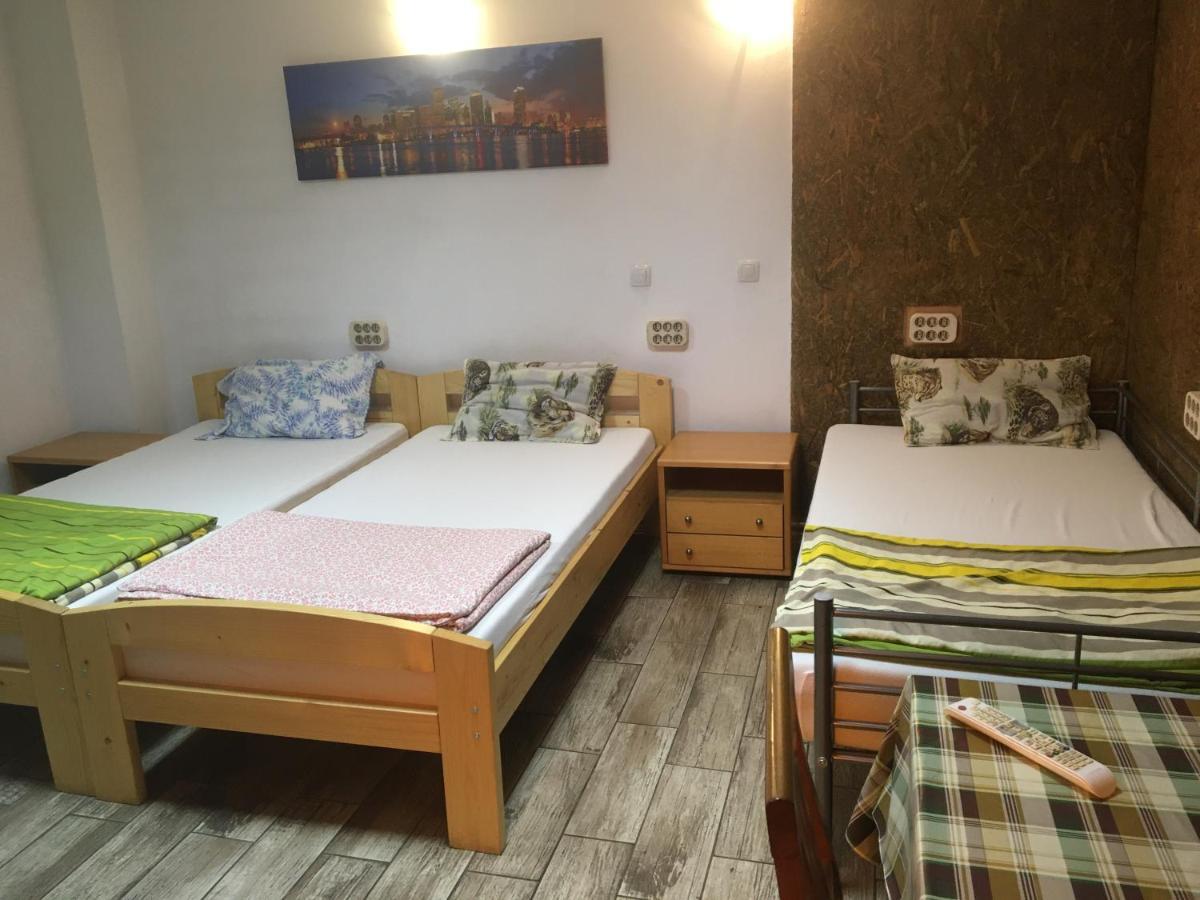 Hostel Casa Roz Kluż-Napoka Zewnętrze zdjęcie